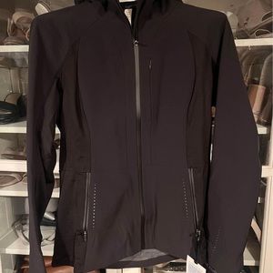 Lululemon cross chill hooded jacket black 10